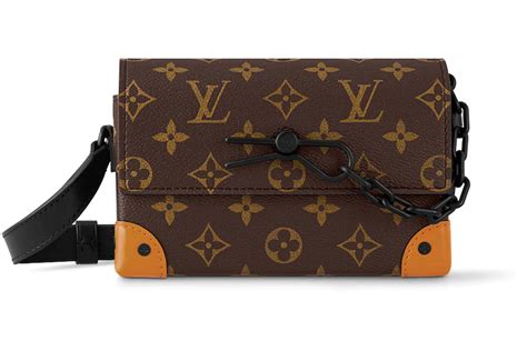 Louis Vuitton steamer wearable wallet